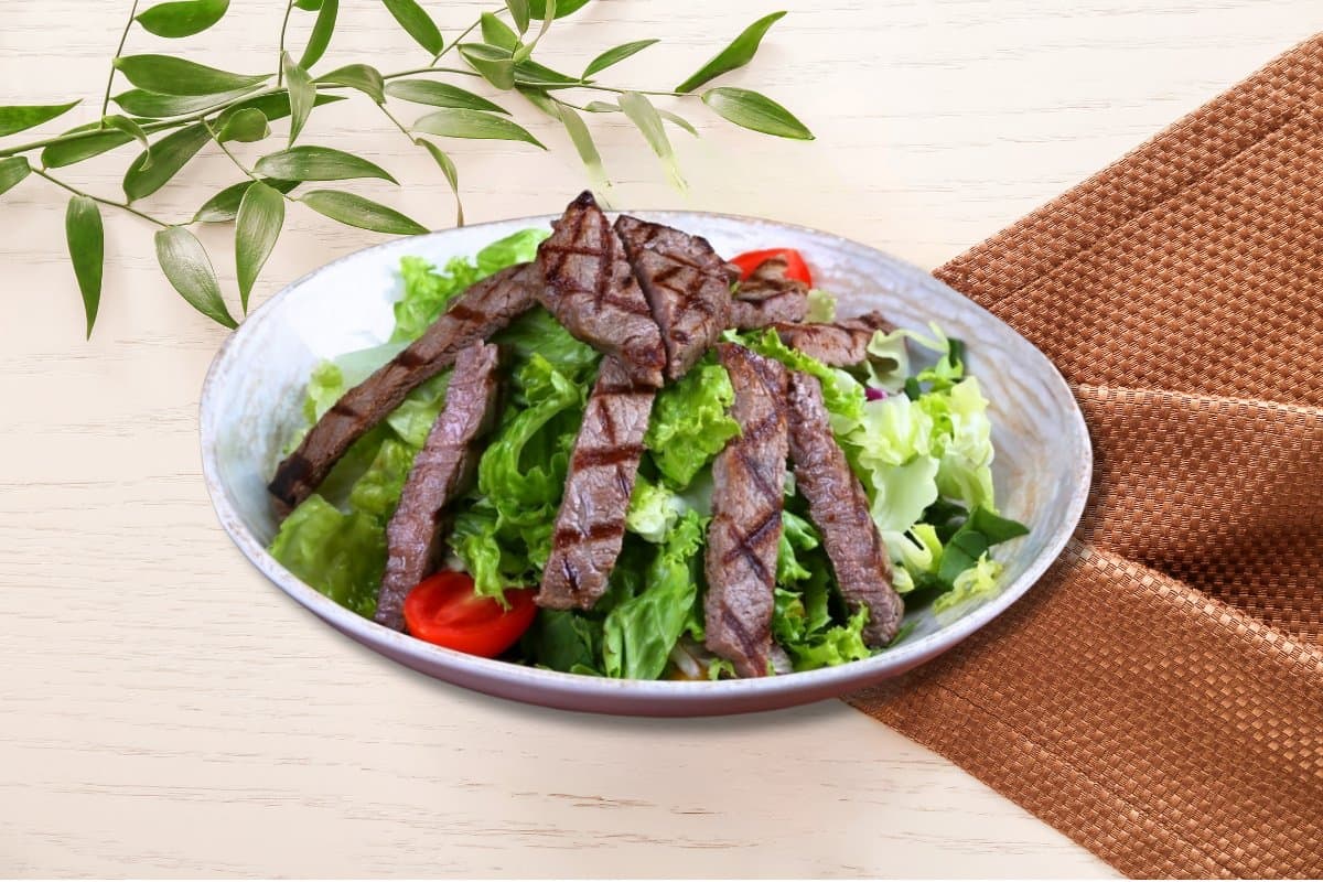 Beef Tenderloin Salad
